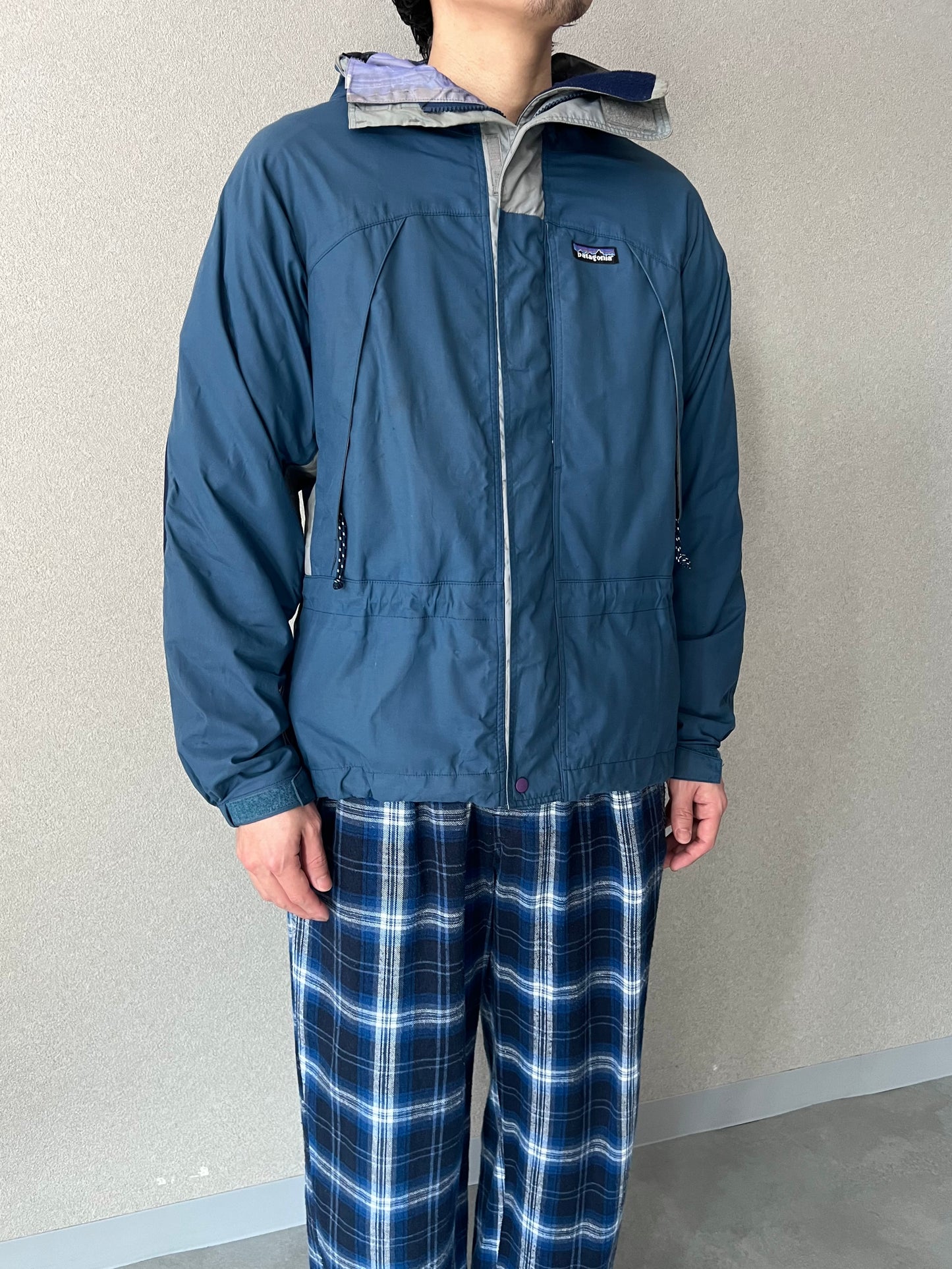 00's patagonia nylon jacket