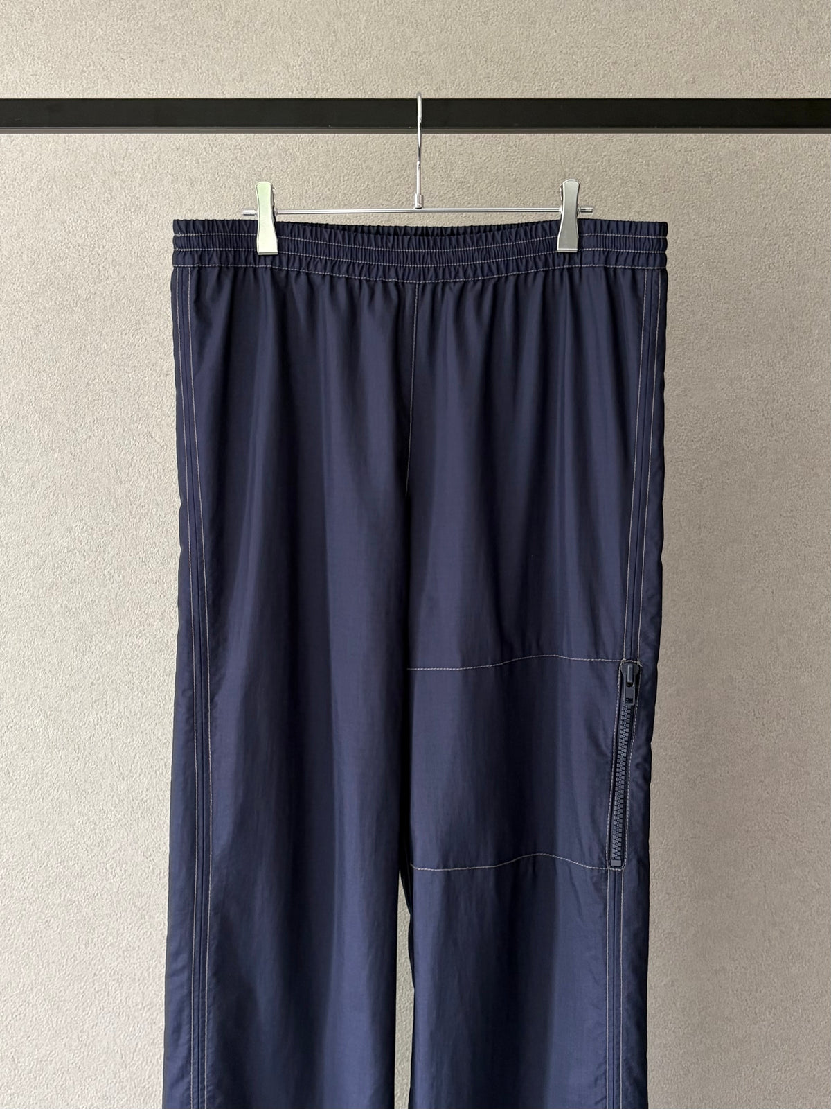 00's DKNY nylon pants “DEAD STOCK”