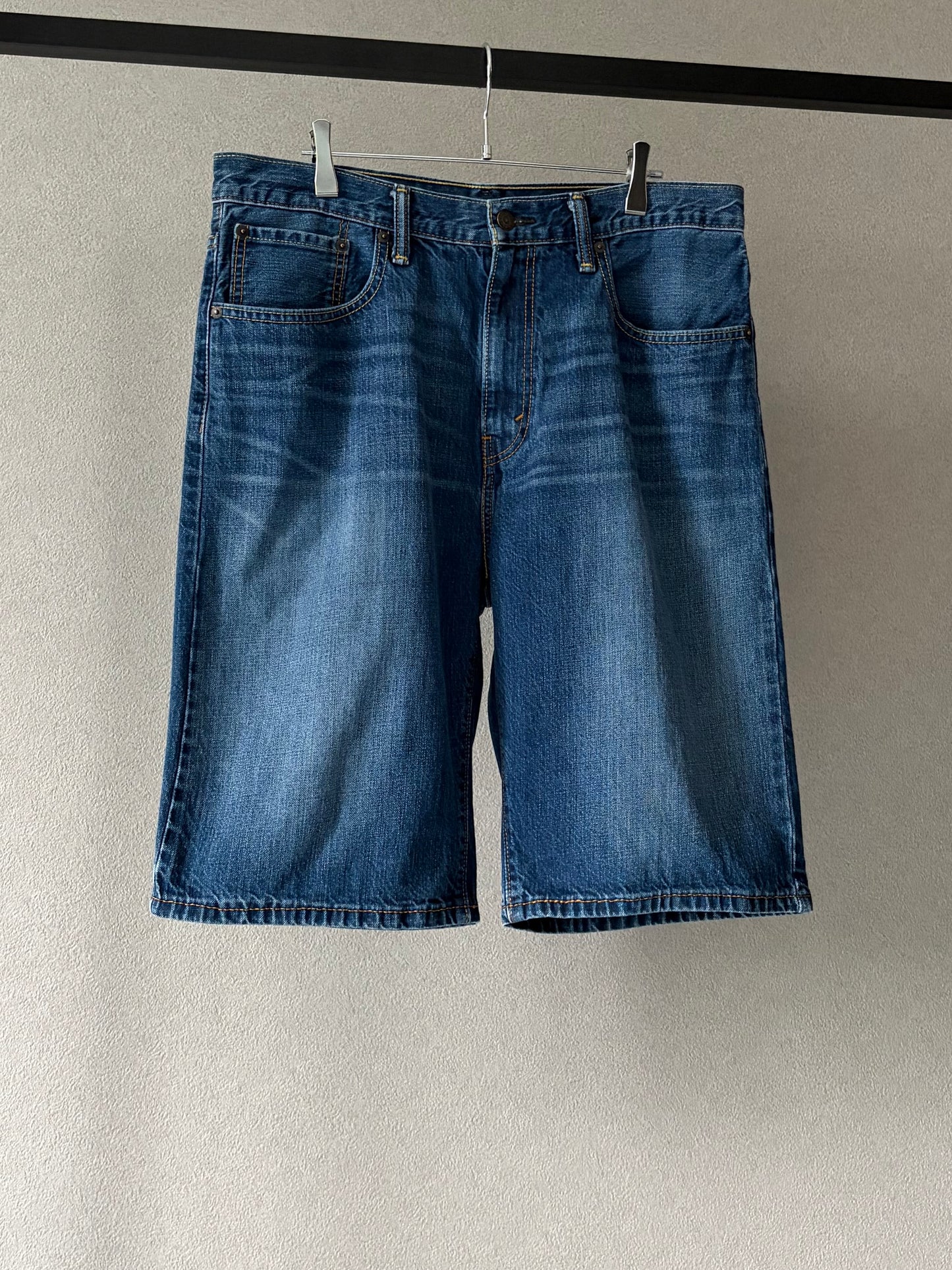 00's Levi's 569 denim shorts