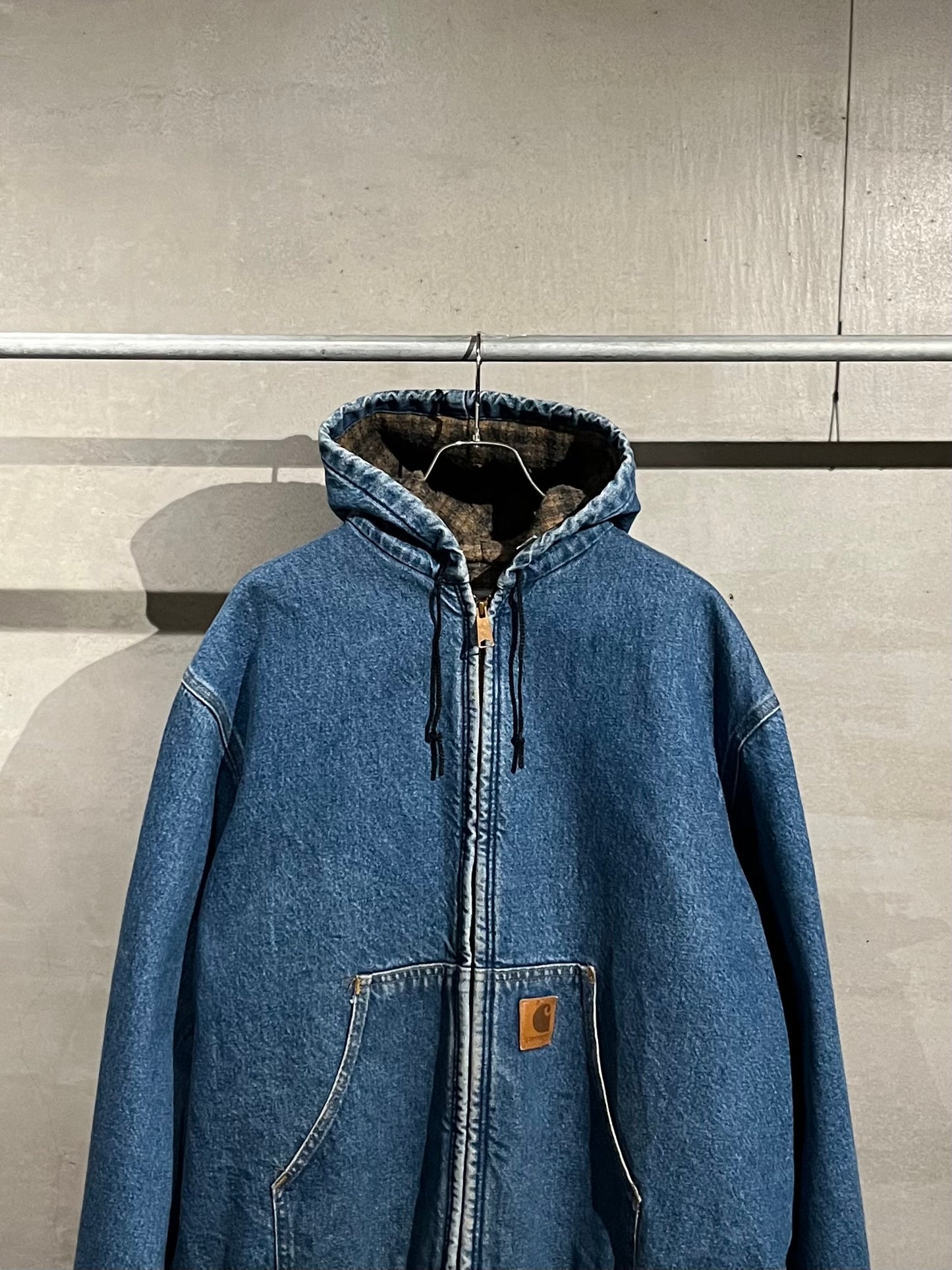 90's carhatt denim work jacket