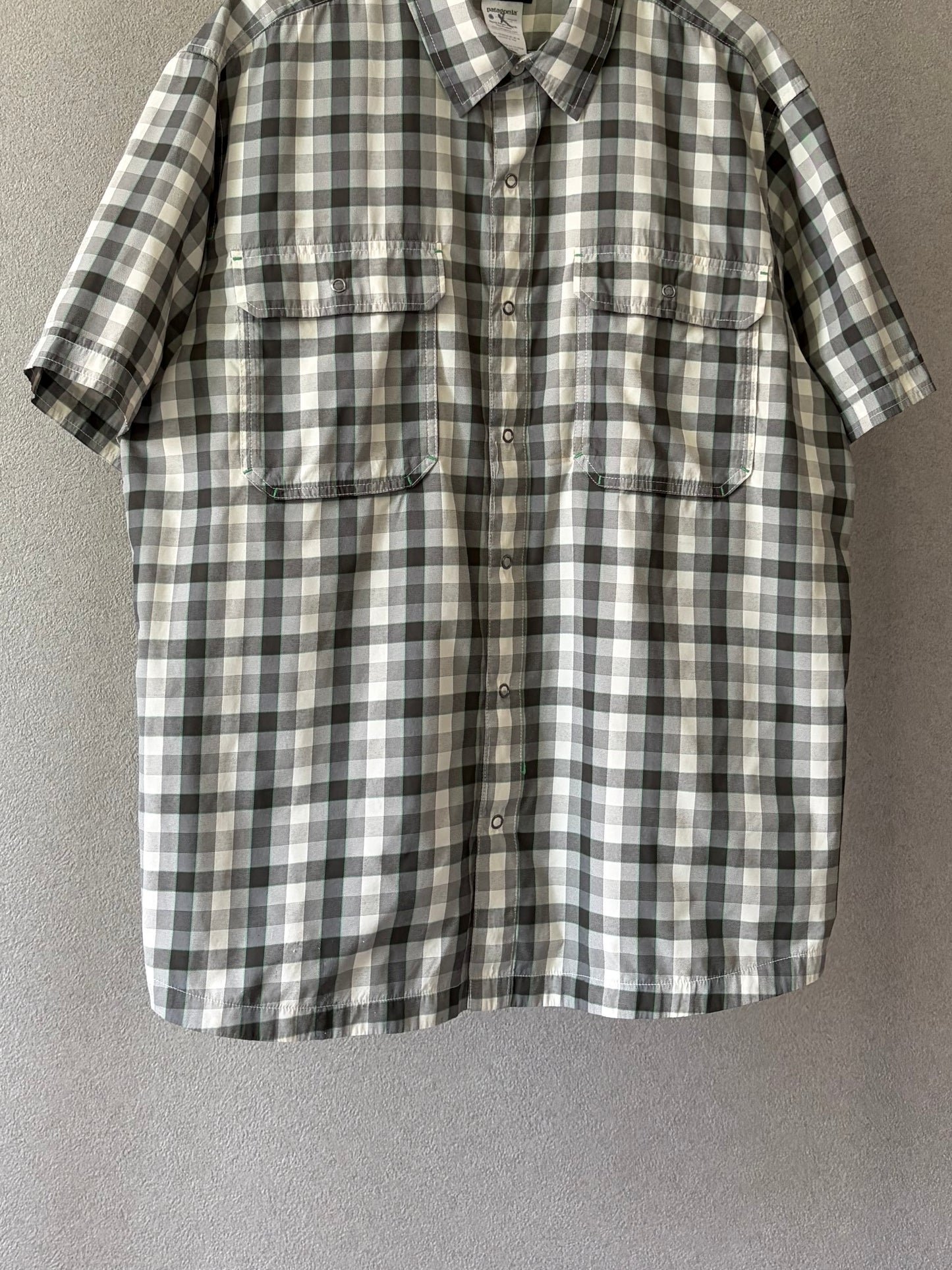 00's patagonia S/S nylon shirt