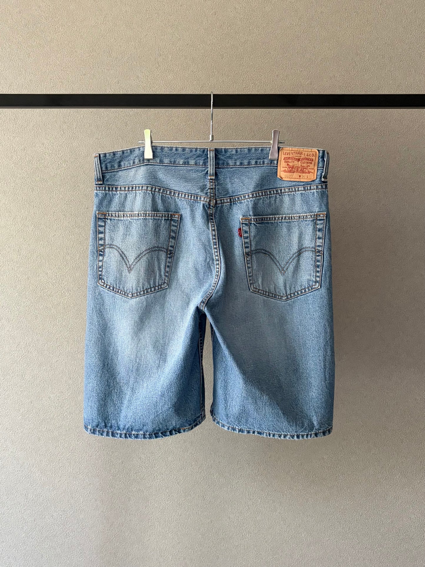 00's Levi's 569 denim shorts