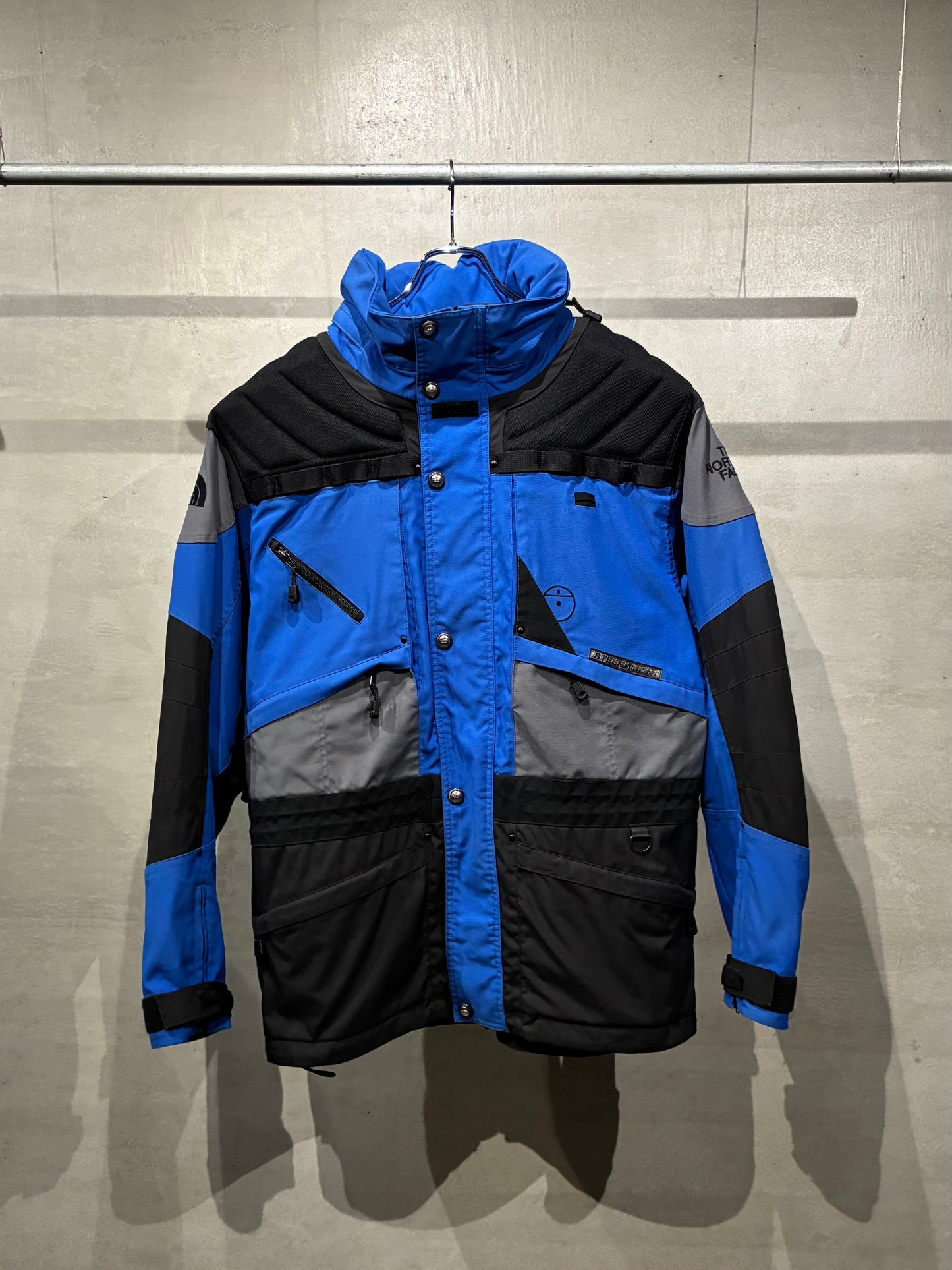 90's THE NORTH FACE nylon jacket "STEEP TECH"