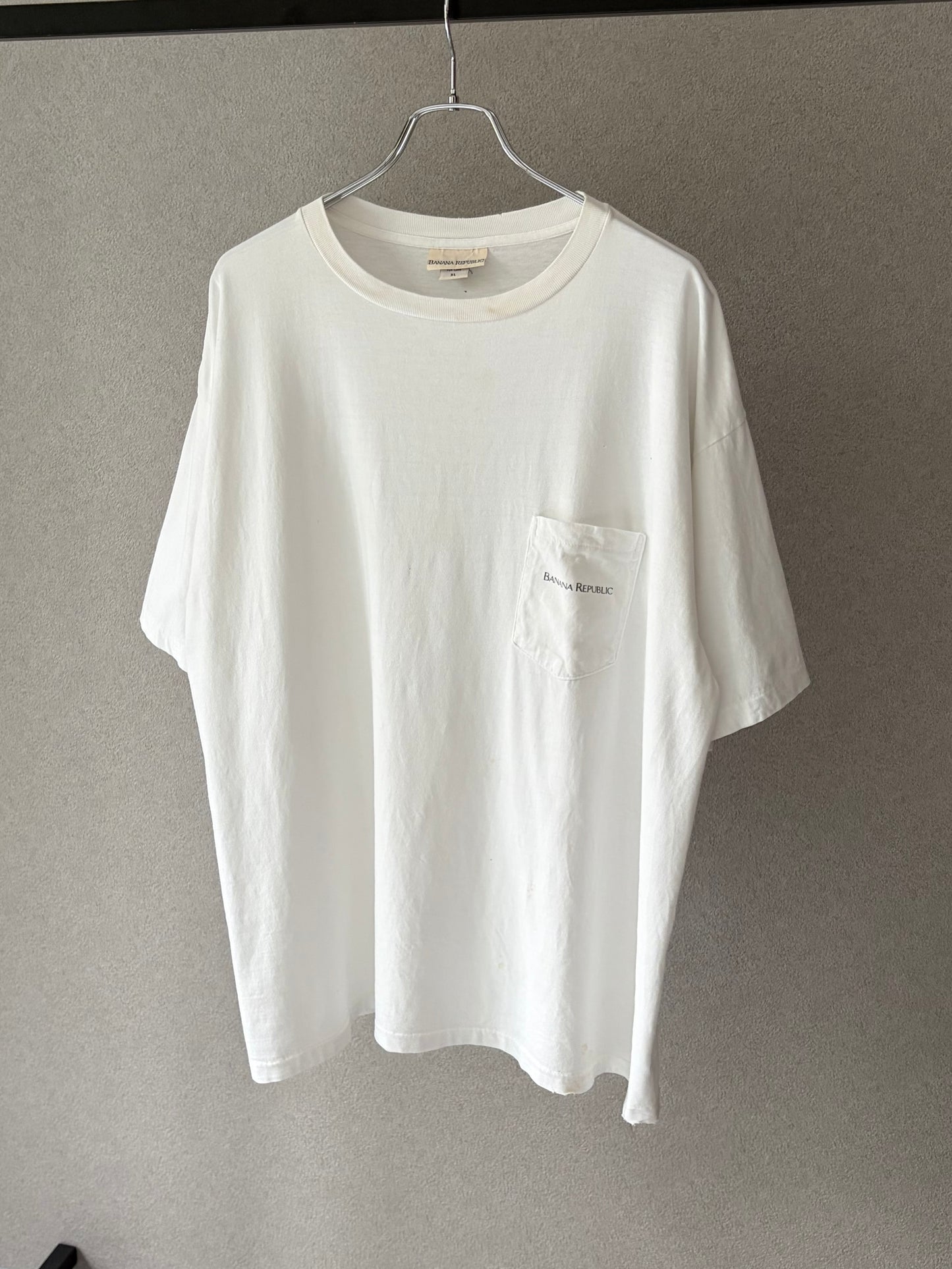 90's BANANA REPUBLIC printed t-shirt "Made in USA"