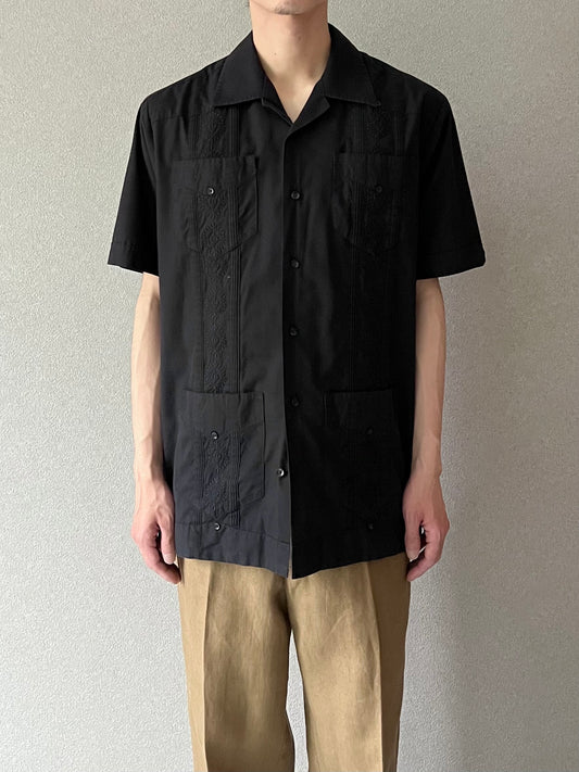 00's The Havanera Co. guayabera shirt