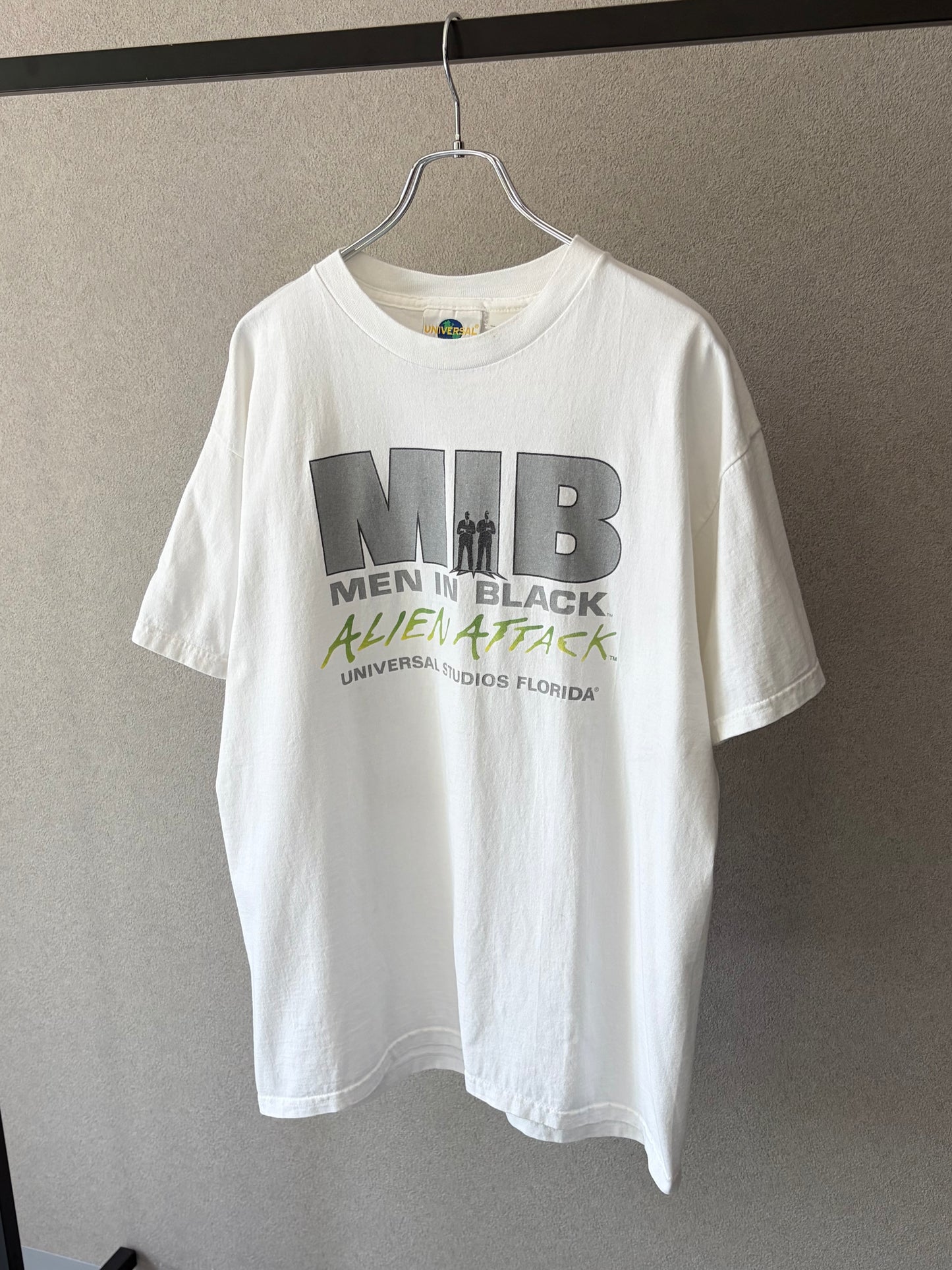 00's MEN IN BLACK movie t-shirt "Made in USA"
