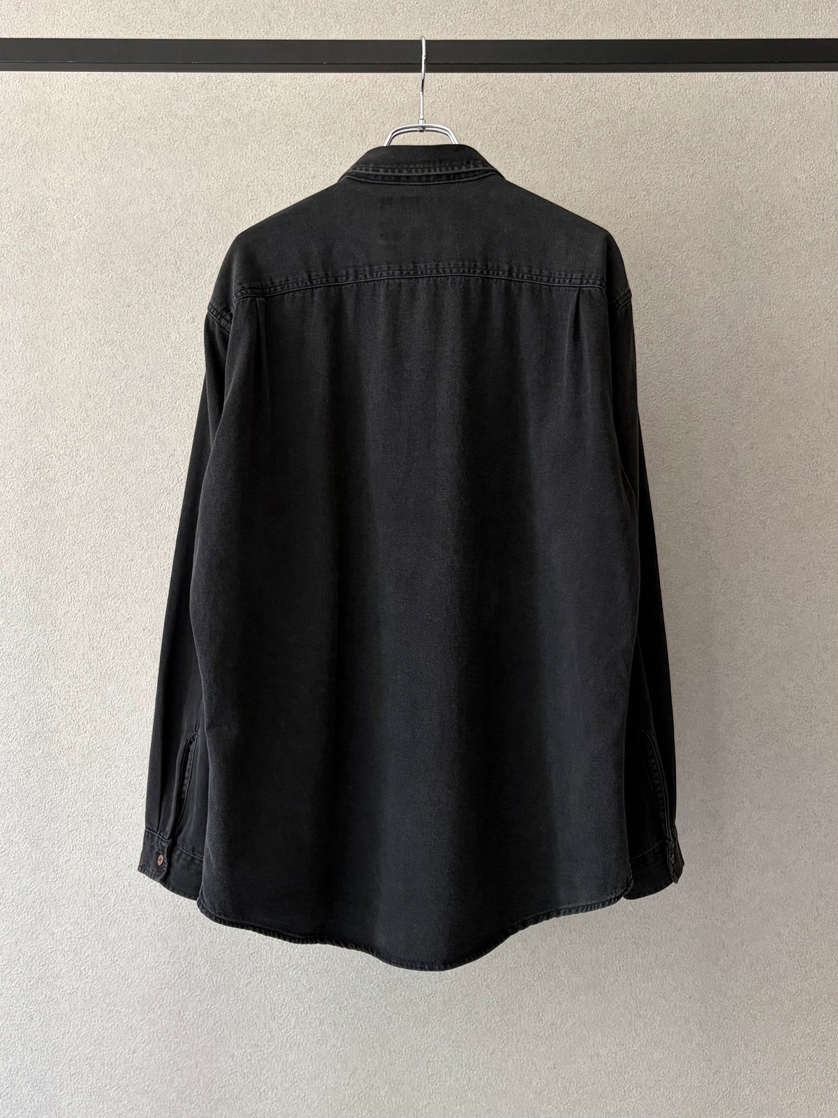 90's Levi's denim shirt
