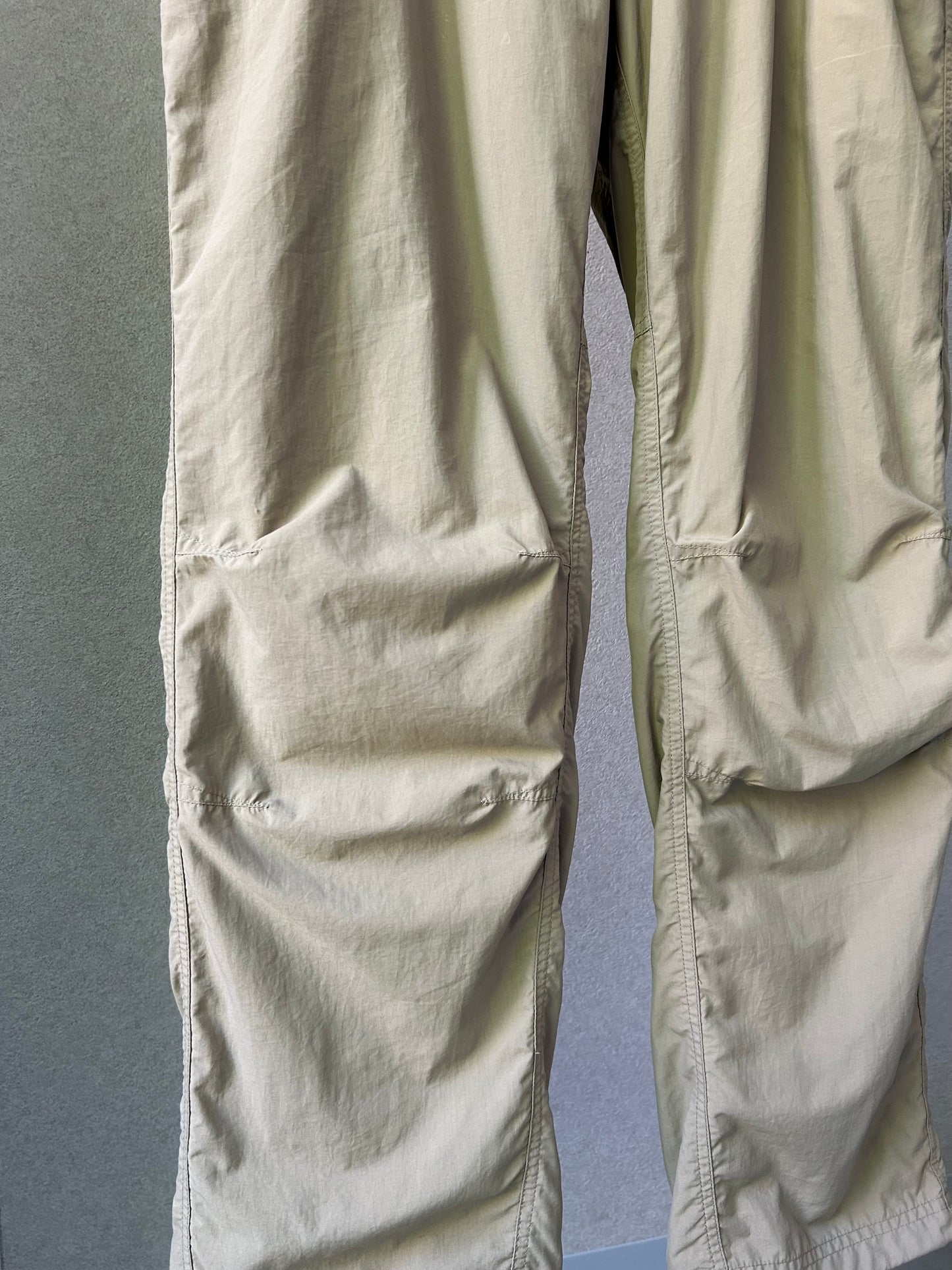 00's MOUNTAIN HARDWEAR nylon pants