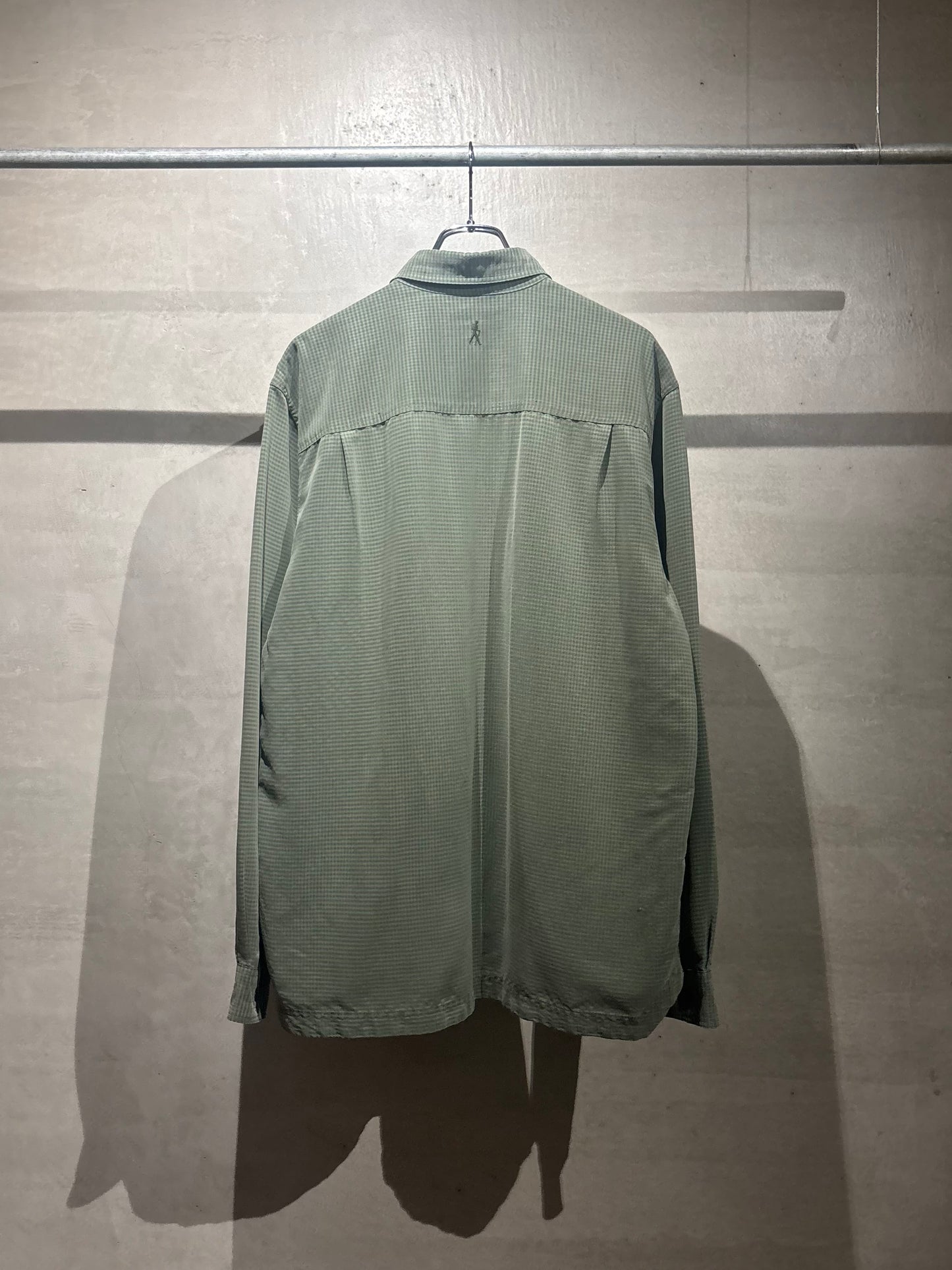 00's ROYAL ROBBINS rayon shirt