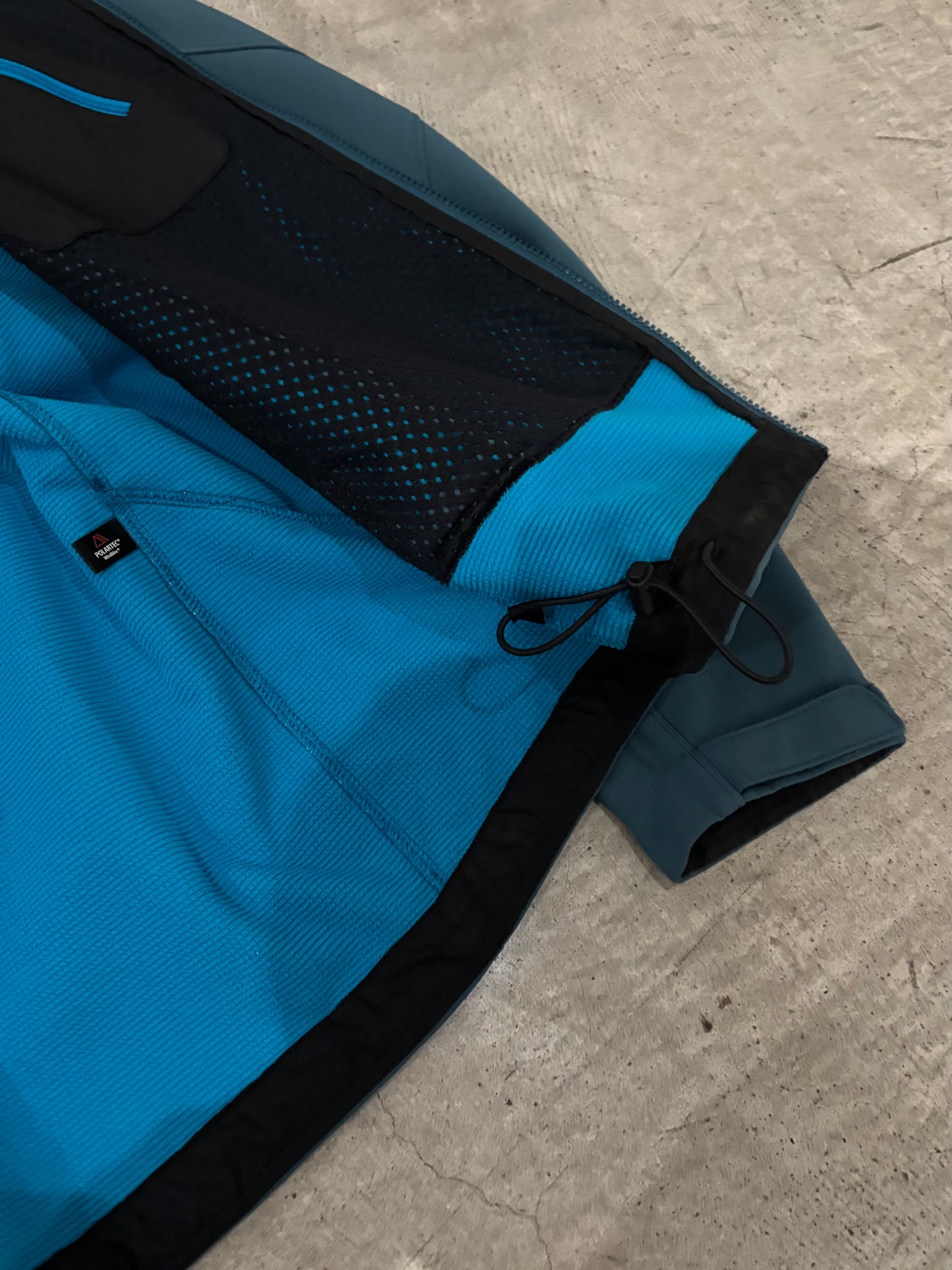 00's patagonia softshell jacket