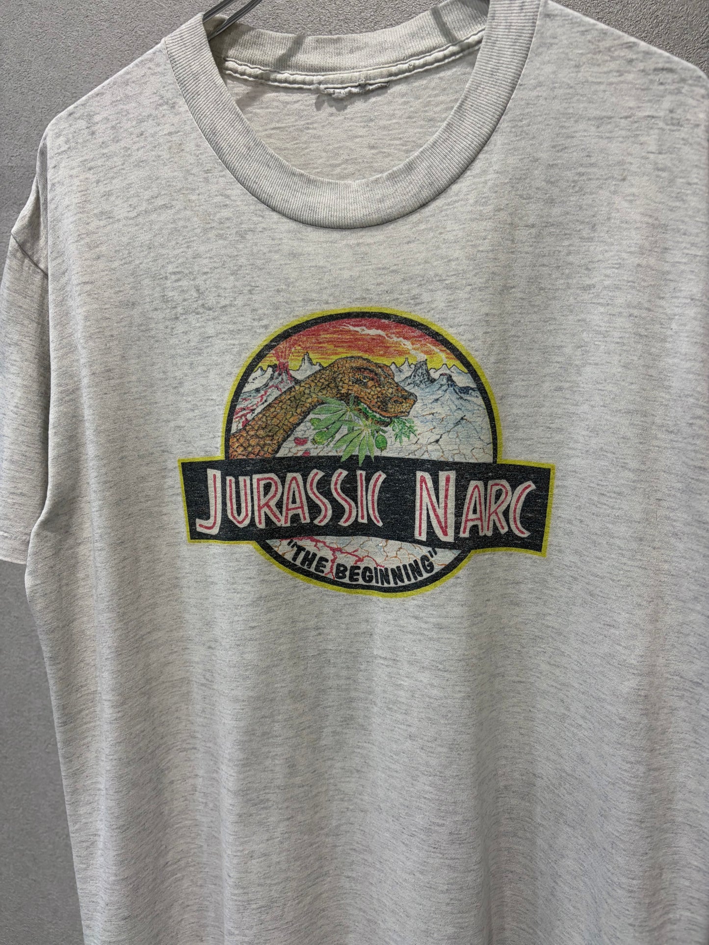90's JURASSIC NARC printed t-shirt