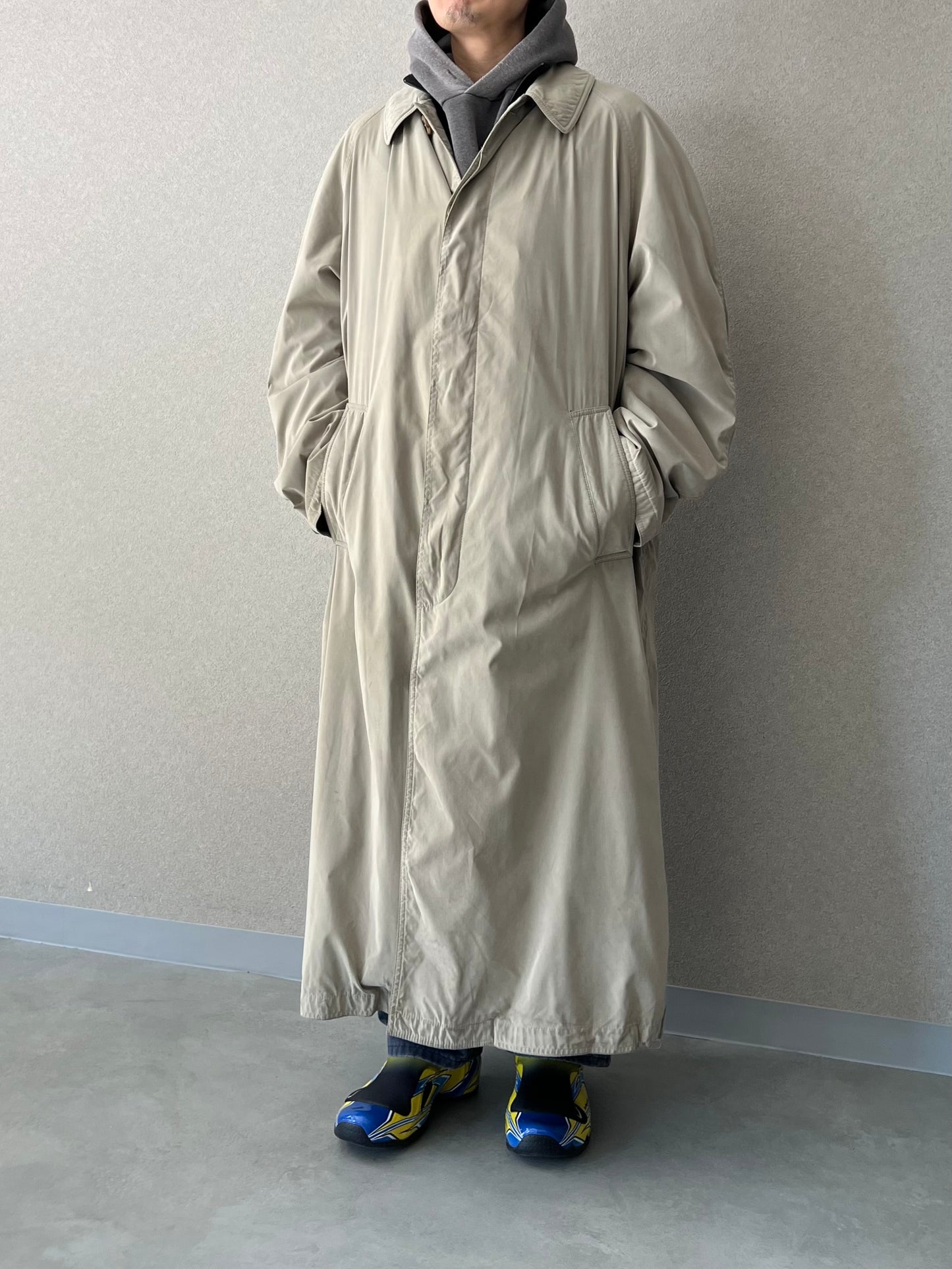 90's HUGO BOSS balmacaan coat
