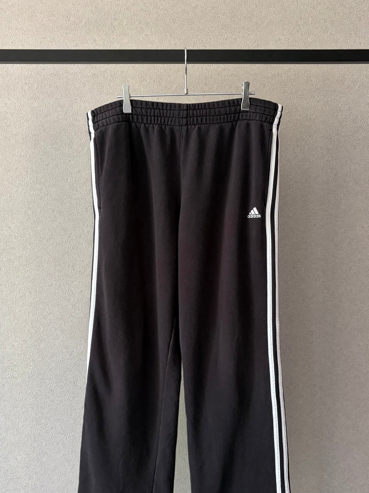 00's adidas sweat pants
