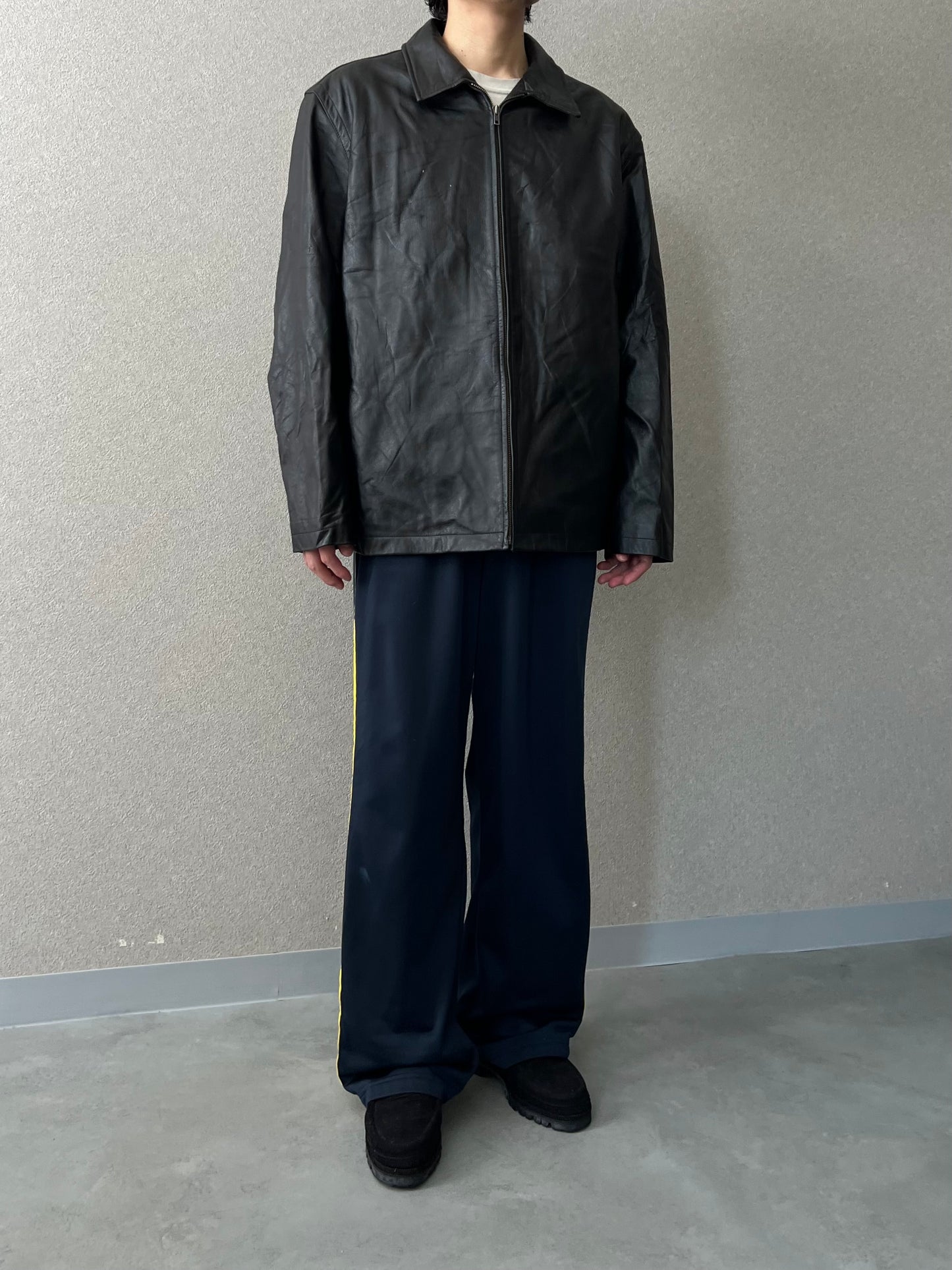00's GAP leather jacket