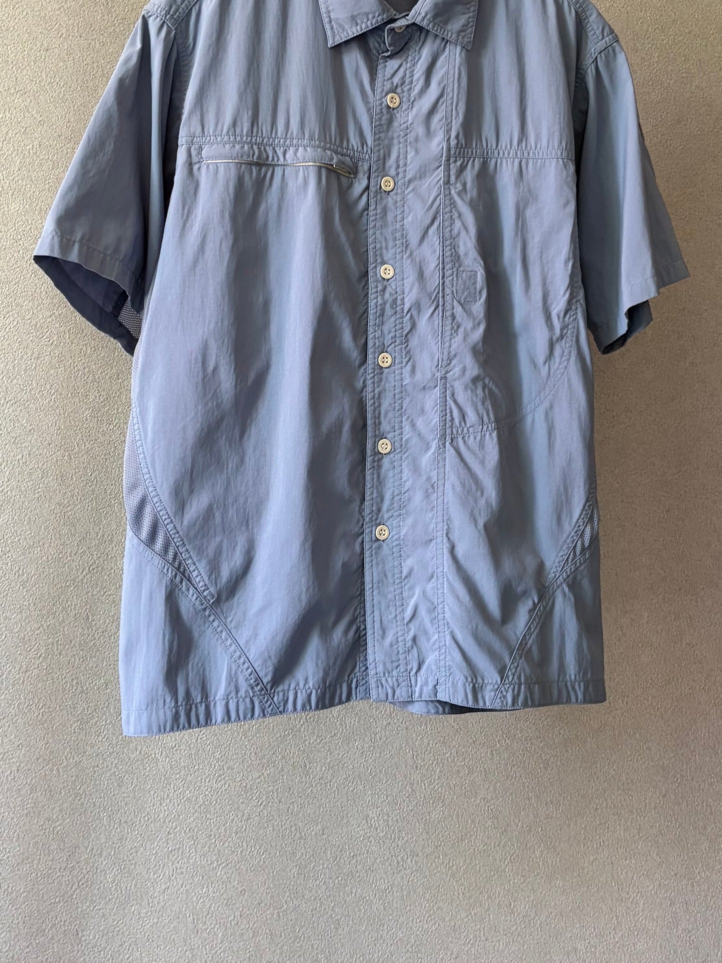 00's MOUNTAIN HARDWARE S/S nylon shirt