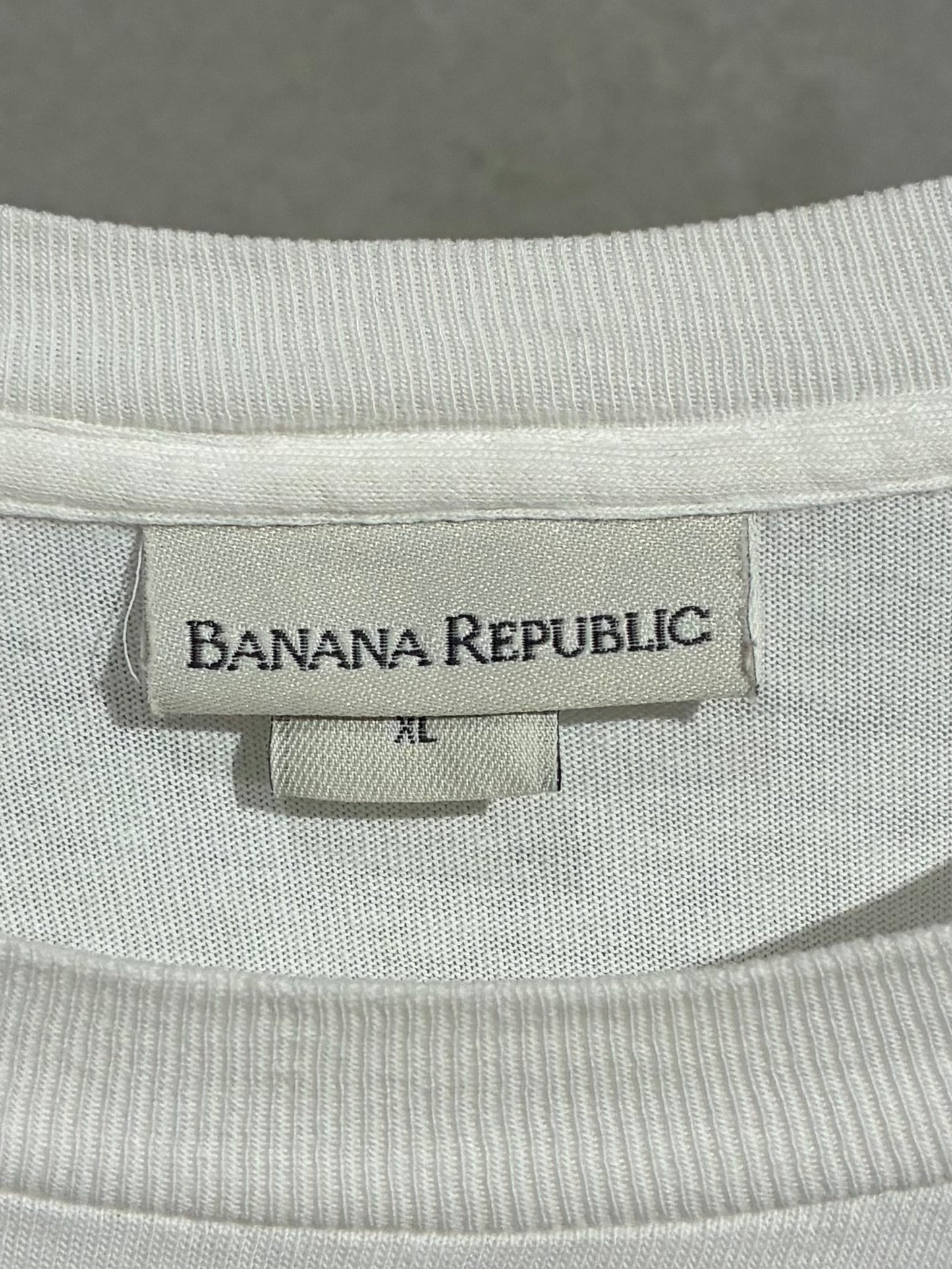 90's BANANA REPUBLIC printed t-shirt "Made in USA"
