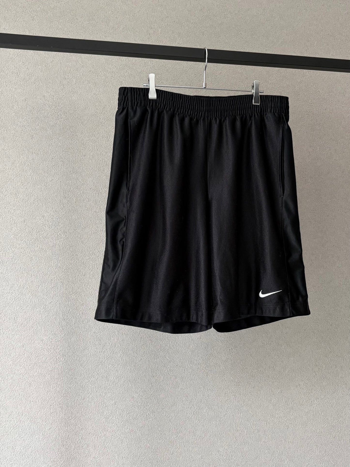 00's NIKE basketball shorts