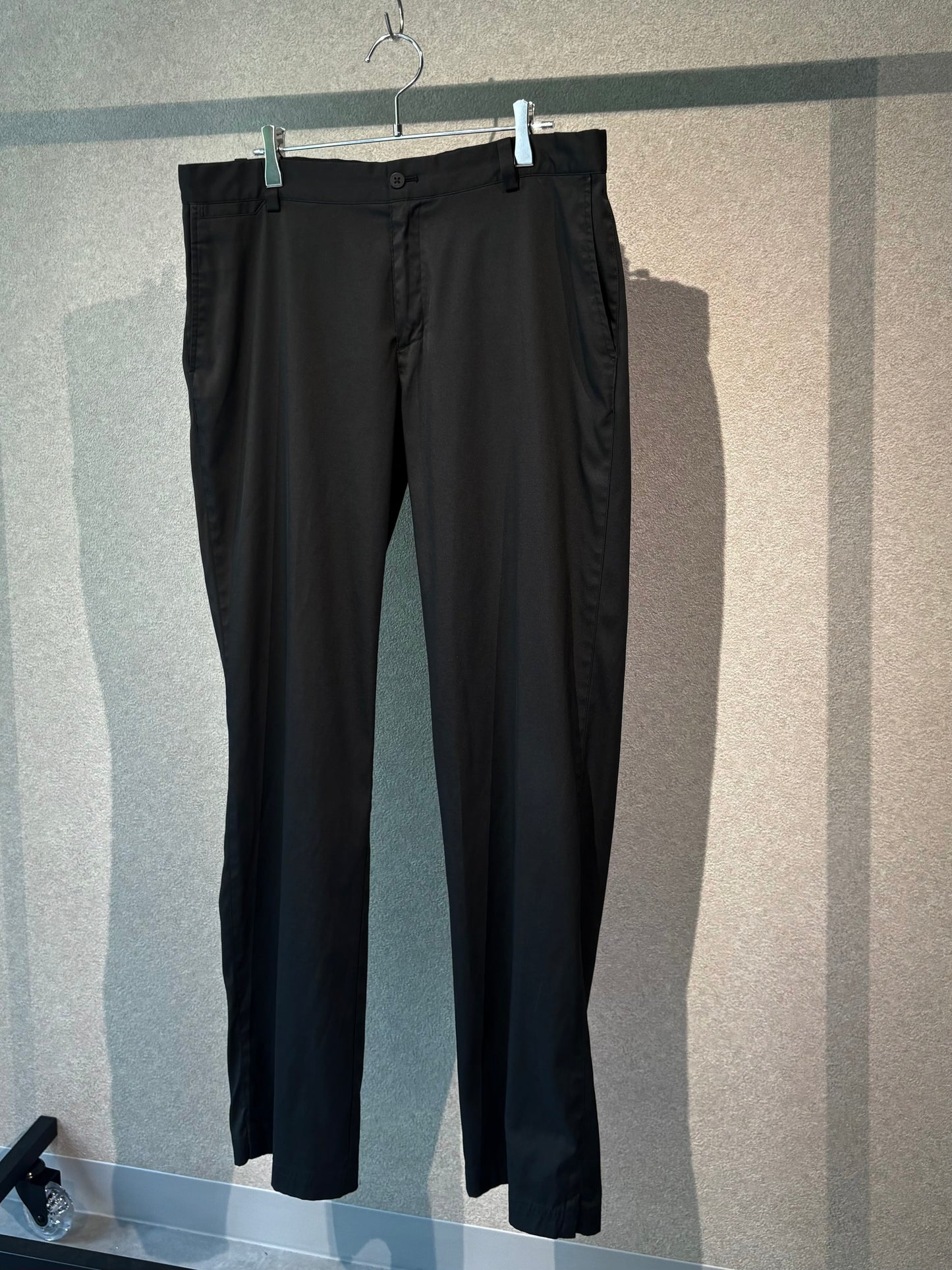 　00's NIKE GOLF slacks