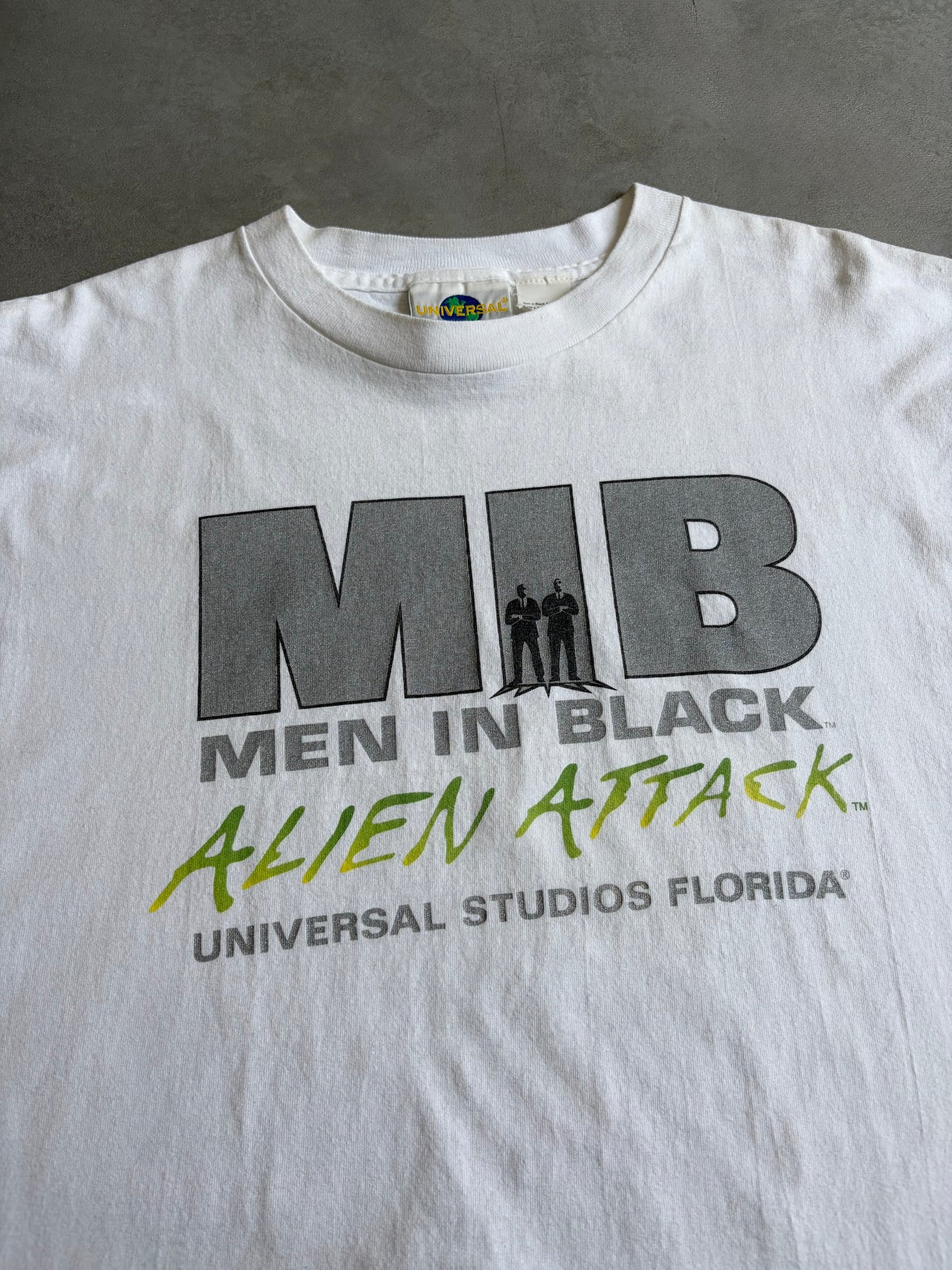 00's MEN IN BLACK movie t-shirt "Made in USA"
