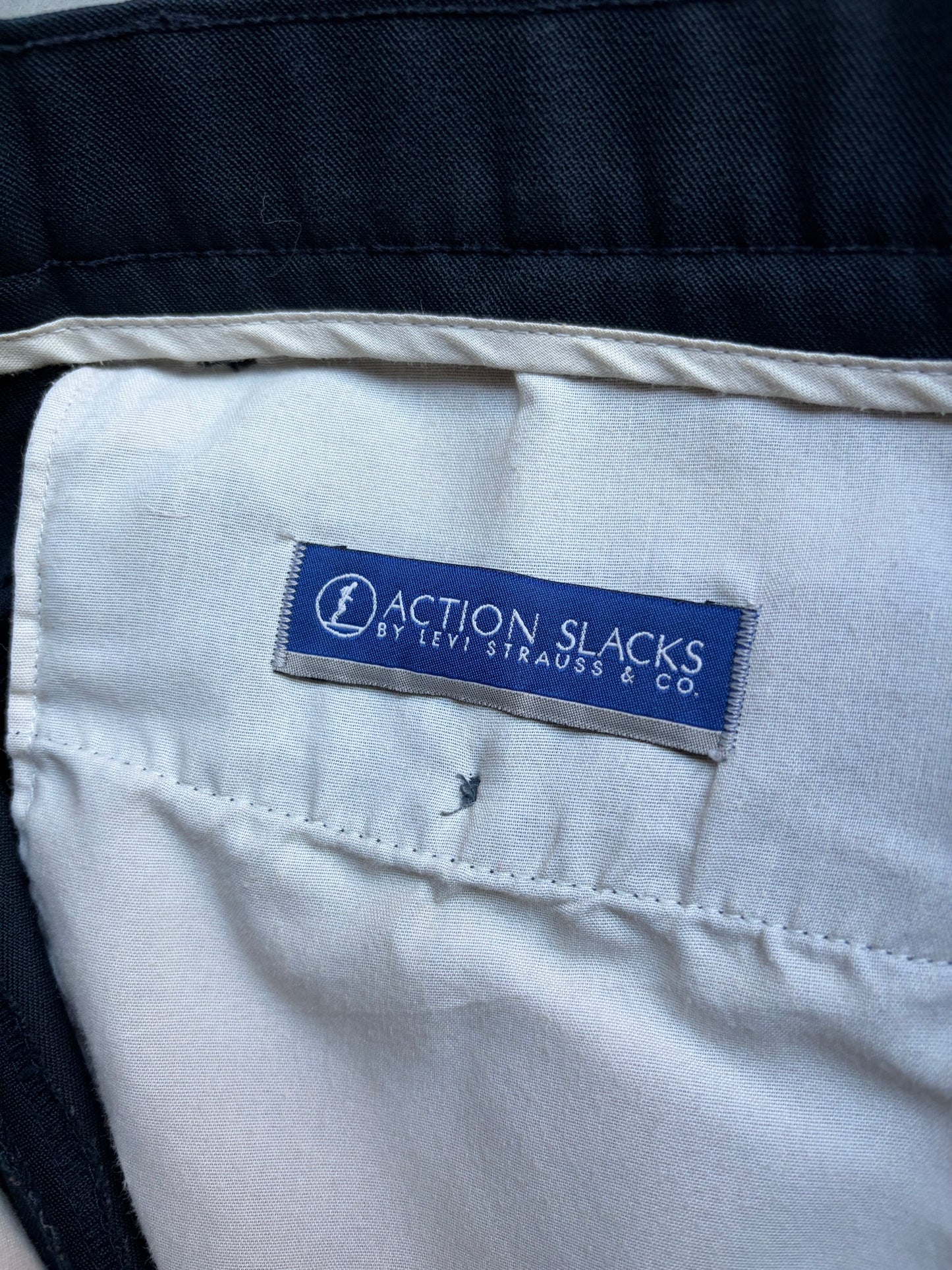 90's Levi's action slacks