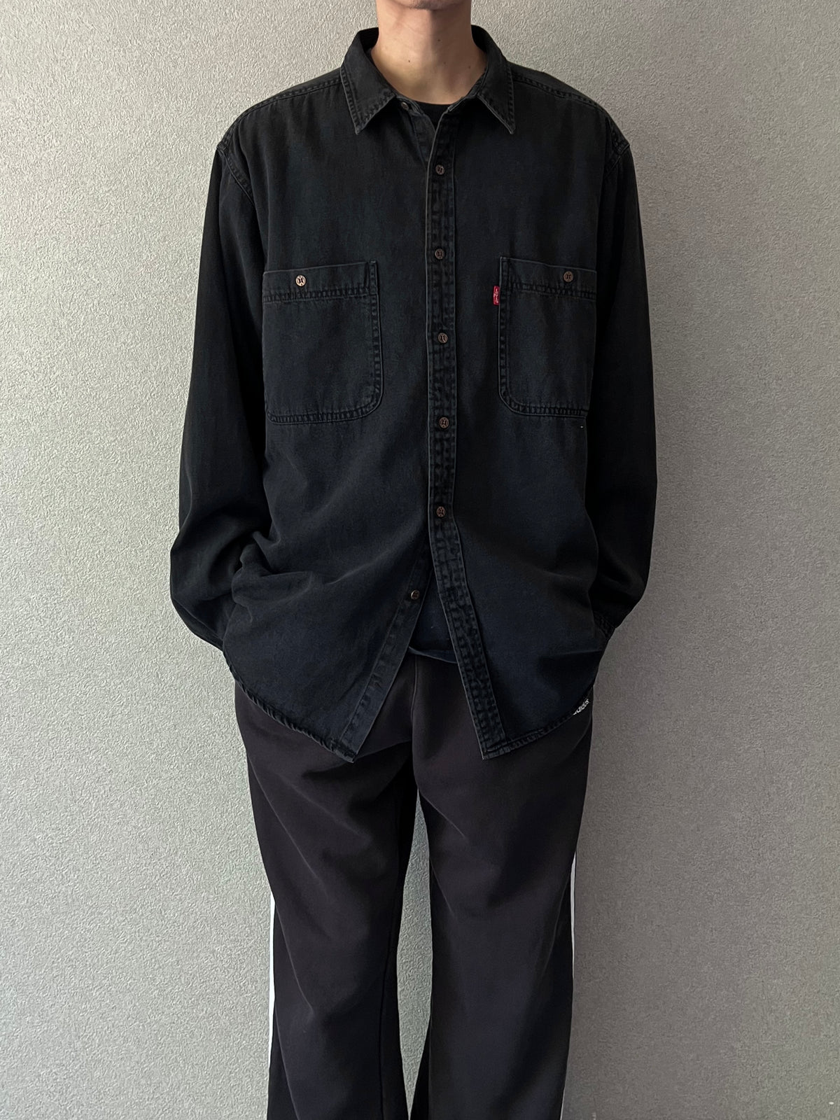 90's Levi's denim shirt