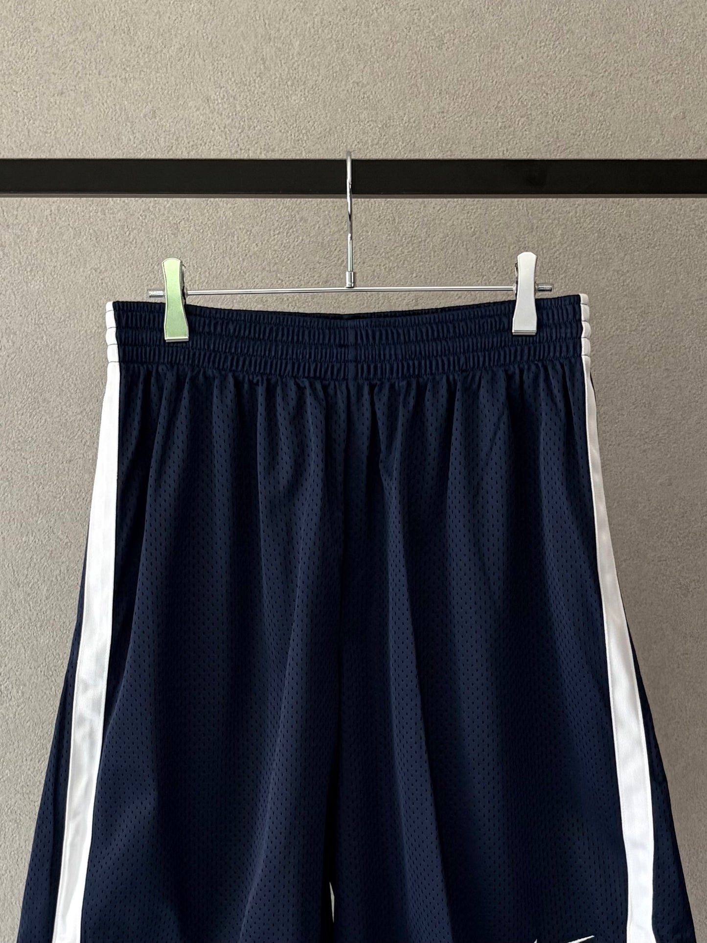 00's NIKE basketball shorts “DEAD STOCK”