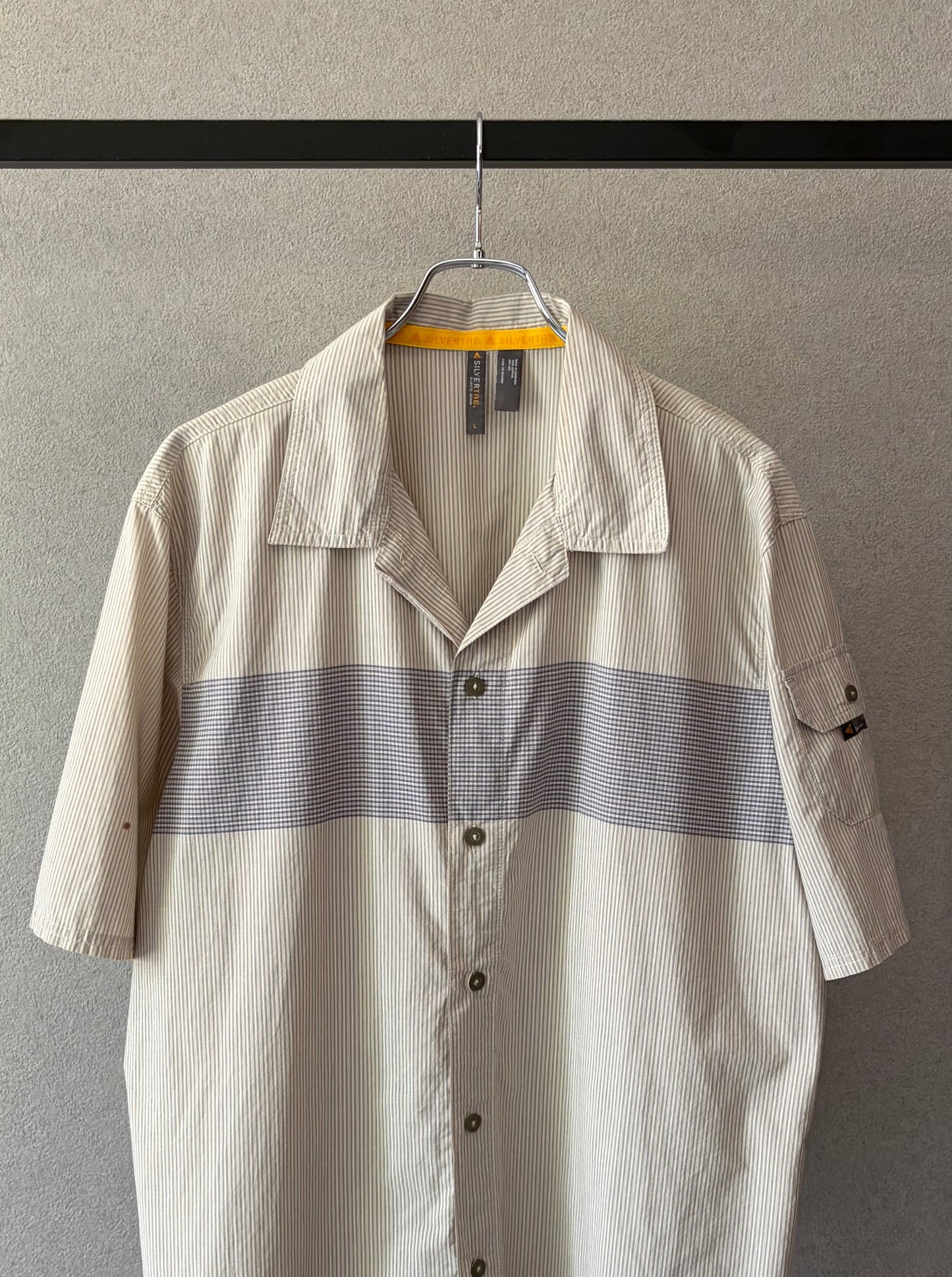 00's Levi's silverTab open collar shirt